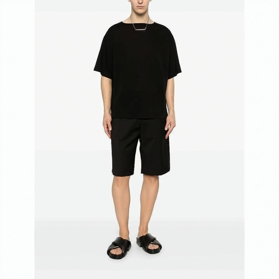 Kaptain Sunshine Minimalist Lightweight Black T-Shirt With Round Neckline