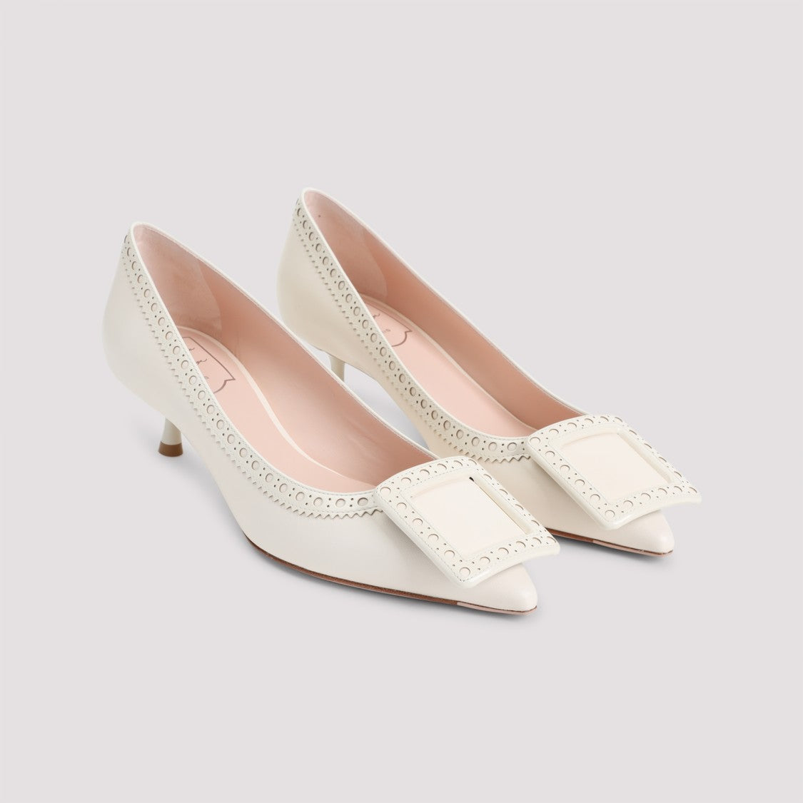 Roger Vivier Elegant White Pumps With Delicate Bow Detail