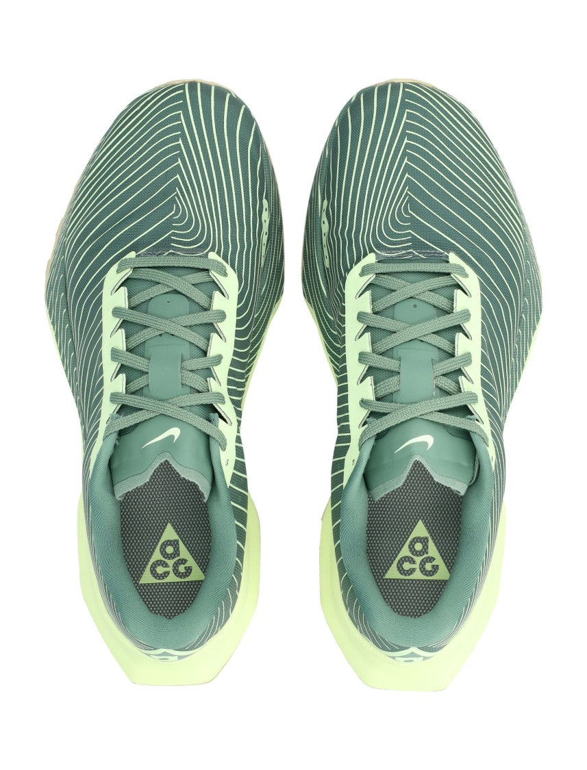 Nike Ultrafly Carbon Fiber Trail Sneakers