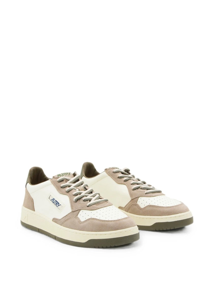 Autry Medalist Low Perforated Leather Sneakers