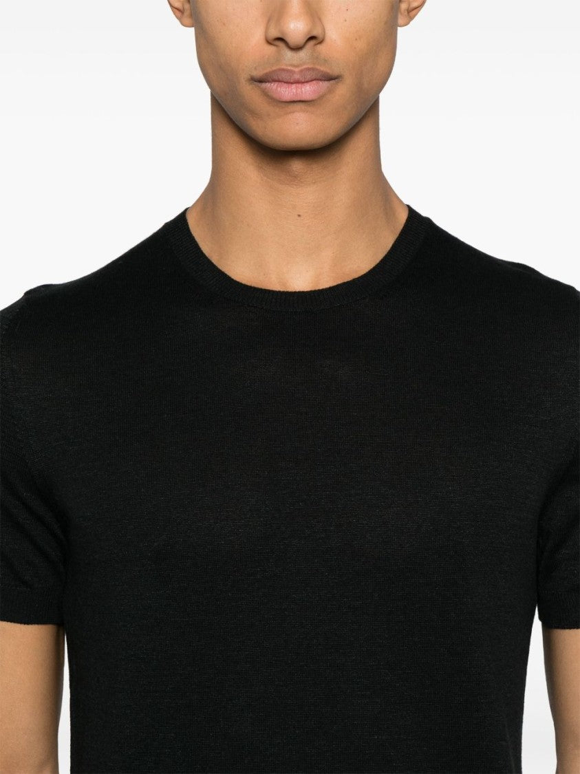 Tagliatore Fitted Black T-Shirt With Classic Crew Neckline