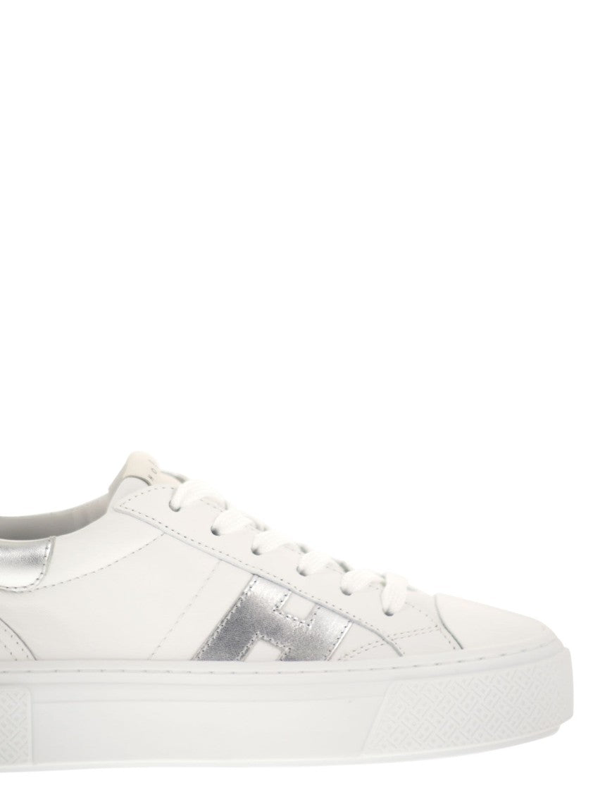 Hogan Skate-Inspired Trainers With Sole