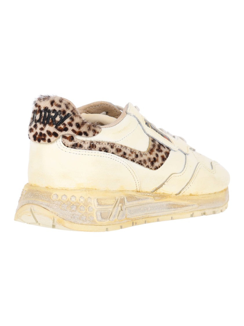 Autry Cream Leather Reelwind Low Sneakers