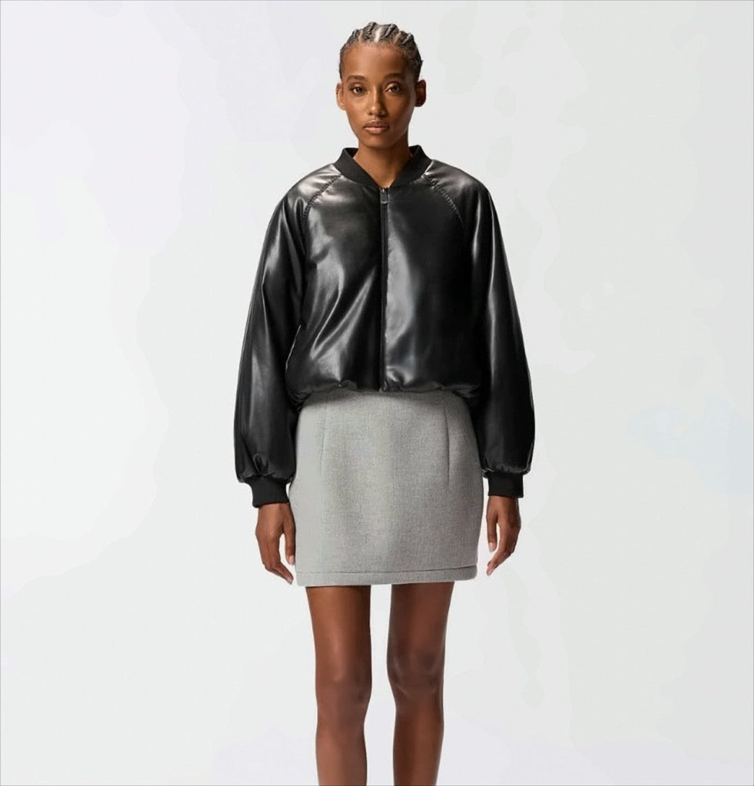 Pinko Cropped Black Bomber Jacket With Classic Collar