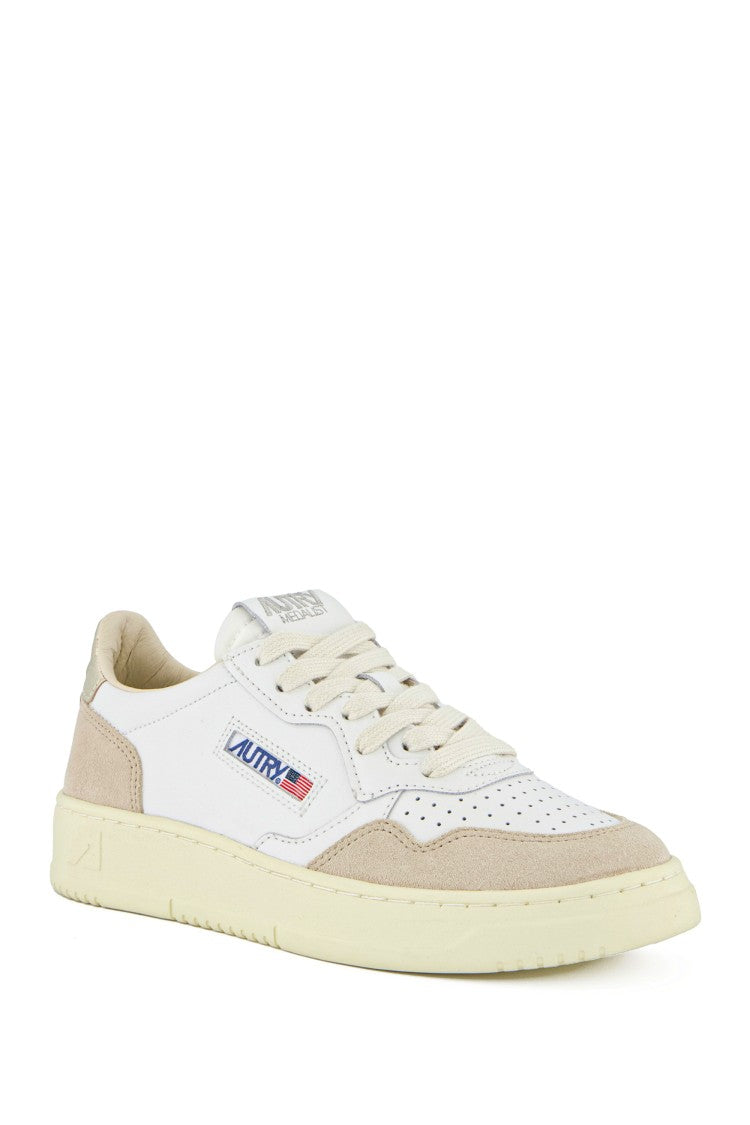 Autry Women’S Medalist Bimaterial Sneakers