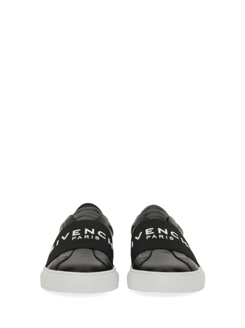 Givenchy Low Top Sneaker With Logo