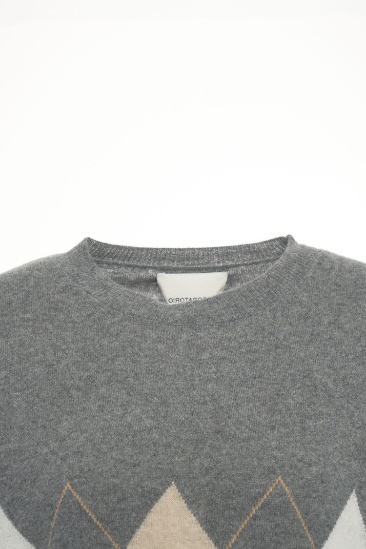 Jeio Diamond Pattern Knit Sweater With Ribbed Cuffs