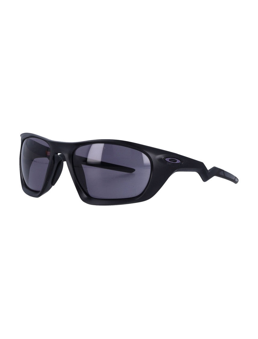 Oakley Sporty Wraparound Sunglasses With Tinted Lenses