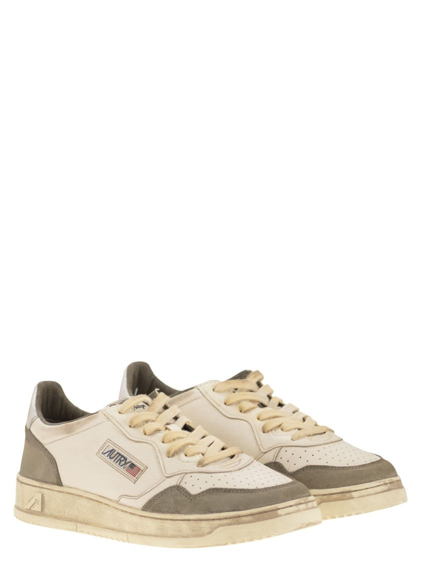 Autry Super Vintage - Leather Sneakers