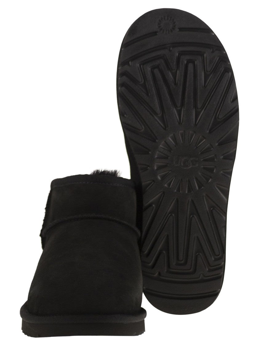 Ugg Classic Ultra Mini - Sheepskin Boot