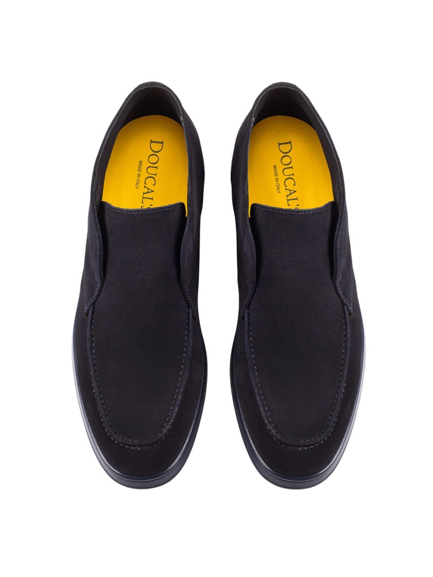 Doucal's Black Adler Suede Chukka Boots