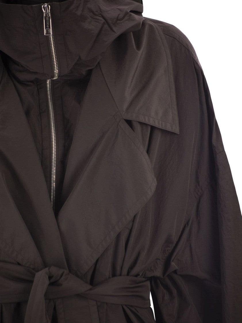 Sportmax Oversized Water-Repellent Taffeta Trench Coat With Maxi Lapel And Layered Design