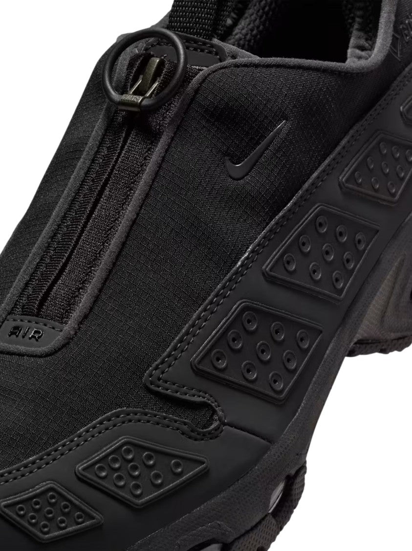 Nike Black Air Max Sndr Sneakers