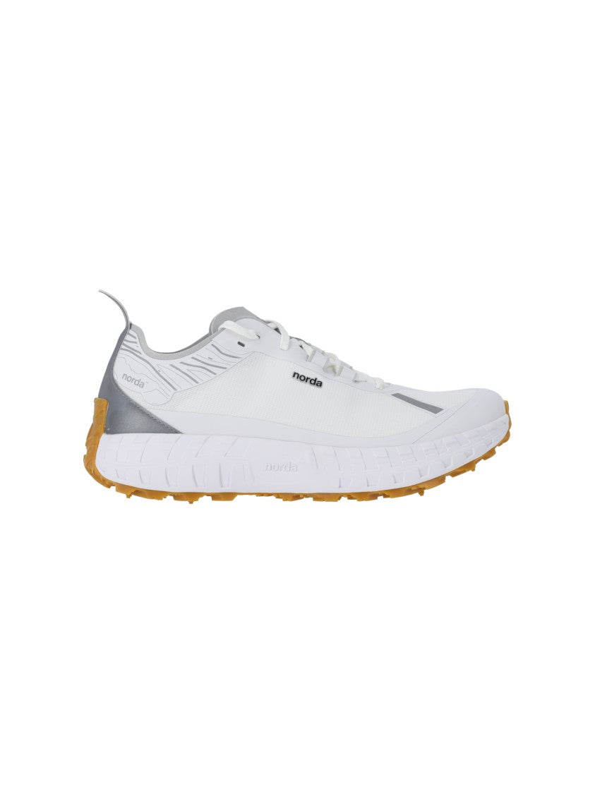Norda Streamlined White Sneakers With Subtle Grey Accents