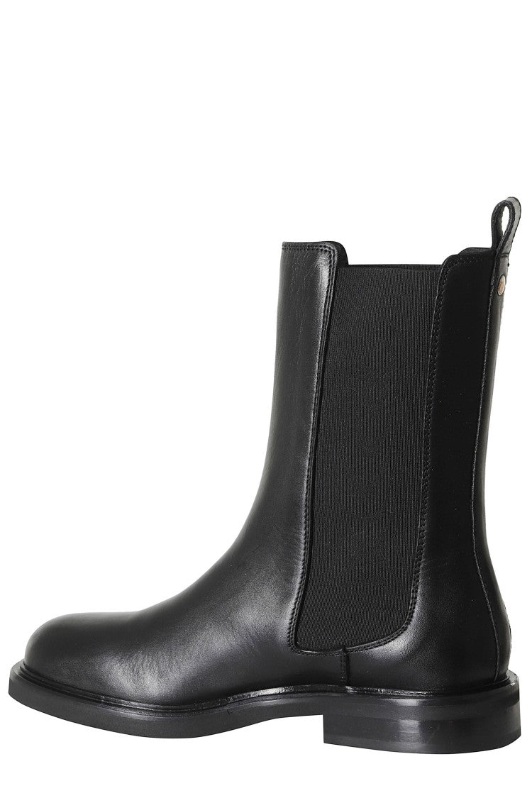 Poeve Minimalist Black Leather Ankle Boots With Elastic Panels