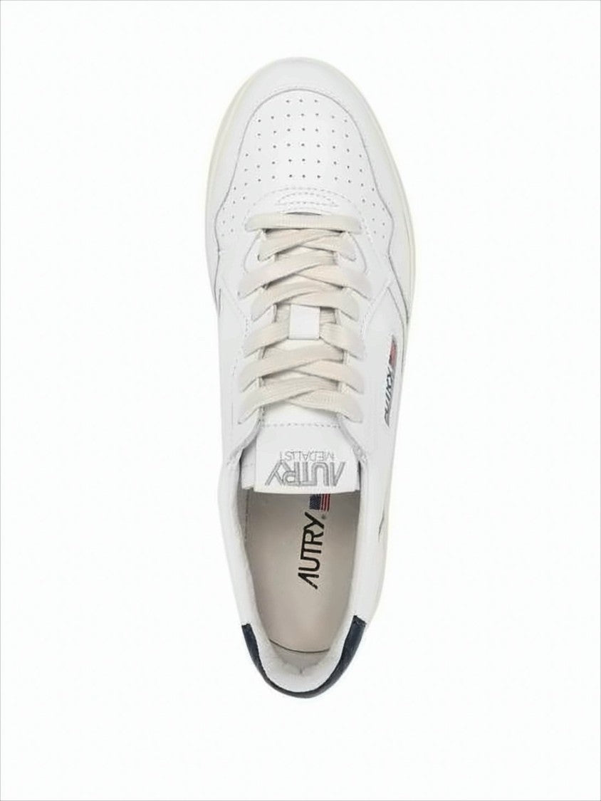 Autry Minimalist Low-Top Sneakers With Perforated Detailing