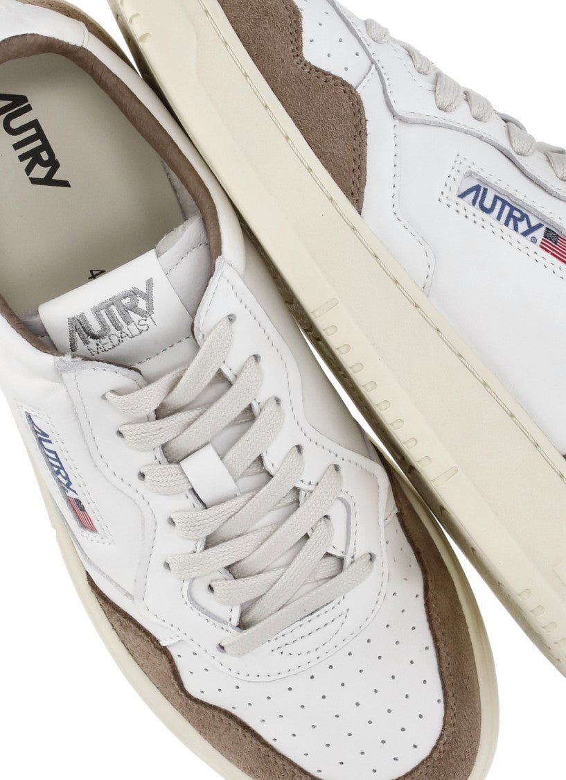 Autry Medalist Low Sneakers
