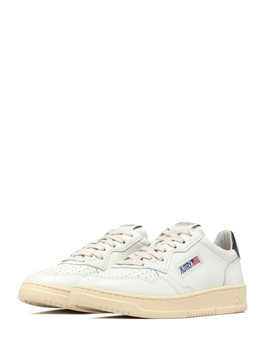 Autry Low-Top Sneakers In Smooth White Leather