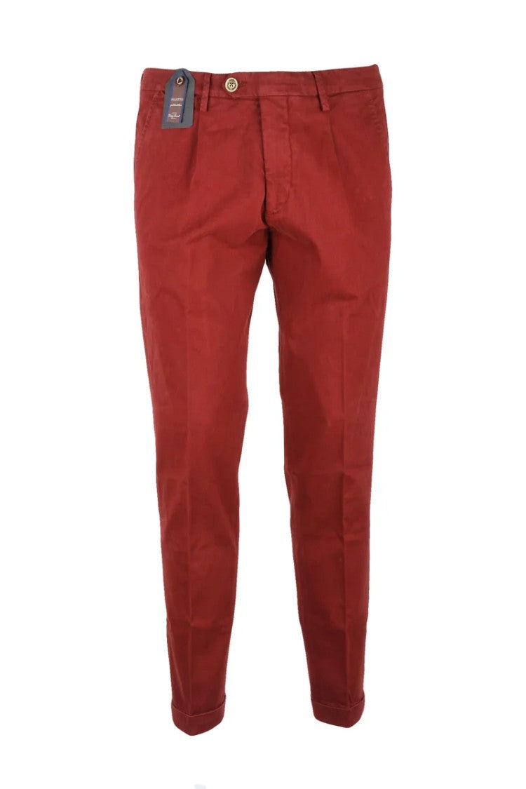 Filetto Red Trousers With Modern Fit And Tailored Details