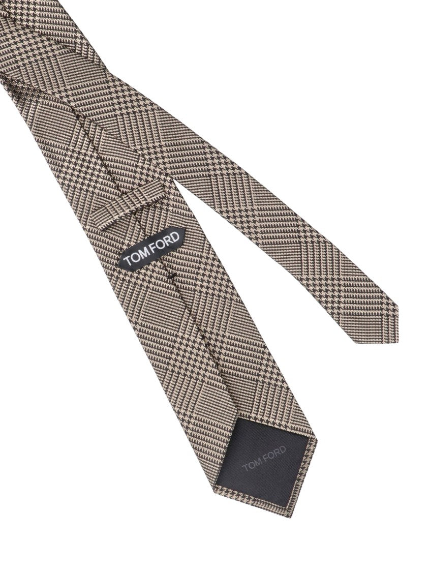 Tom Ford Checkered Mulberry Silk Tie With Adjustable Design