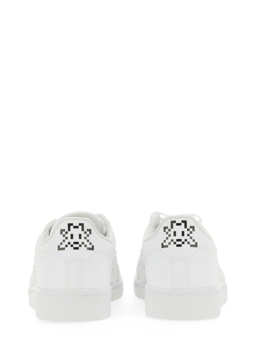 Comme Des Garçons Minimalist Low-Top Sneakers With Pixelated Graphic