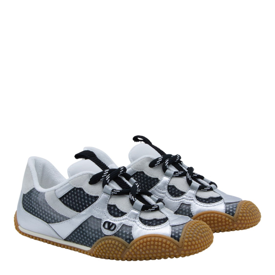 Valentino Garavani Contemporary Low-Top Sneakers With Streamlined Aesthetic