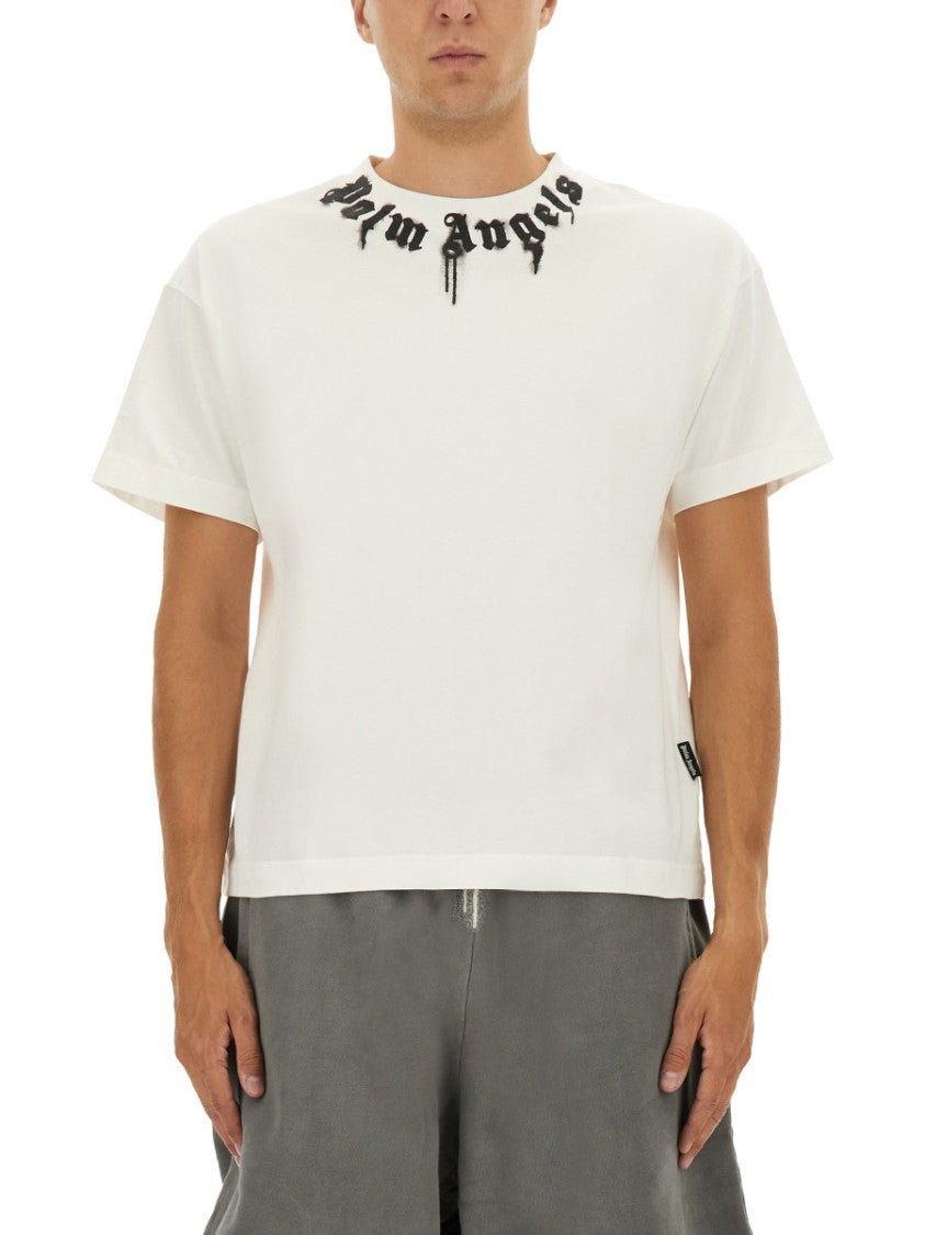 Palm Angels Boxy-Fit White T-Shirt With Gothic Logo Design