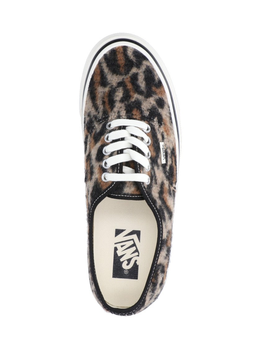 Vans Leopard Print Low-Top Sneakers With Contrast Detailing