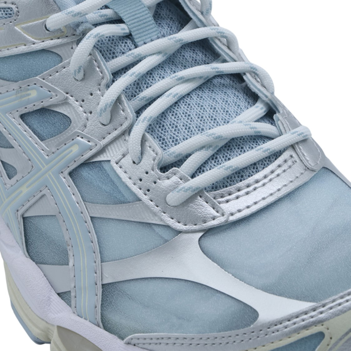 Asics Sporty Blue Sneakers With Mesh And Synthetic Overlays