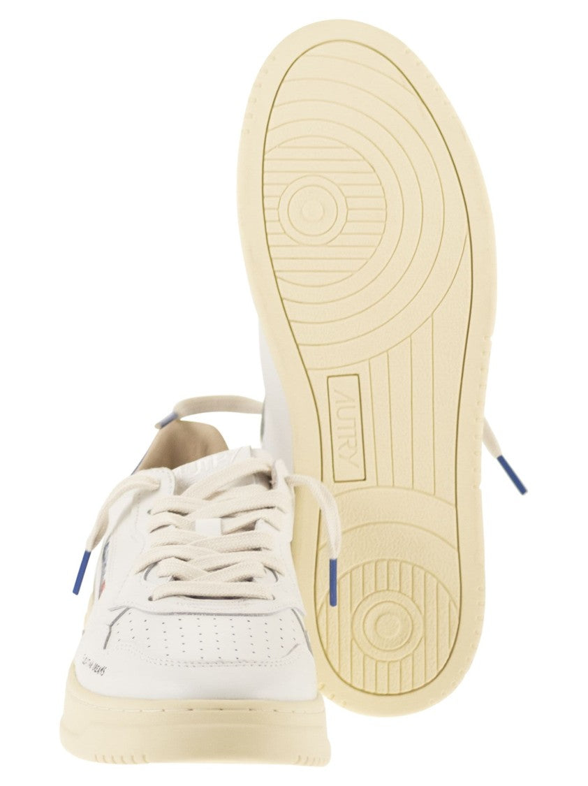 Autry Medalist Low - Leather Sneakers