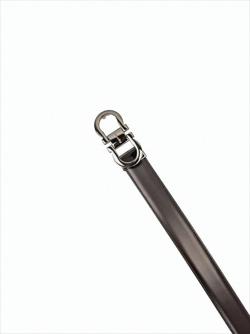 Salvatore Ferragamo Cowhide Leather Belt With Distinctive Metallic Buckle