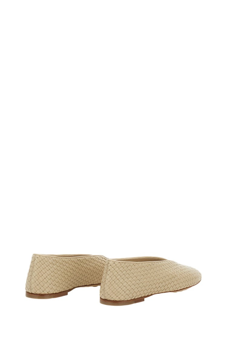 Bottega Veneta Woven Leather Flat Shoes Featuring Pointed Toe Design