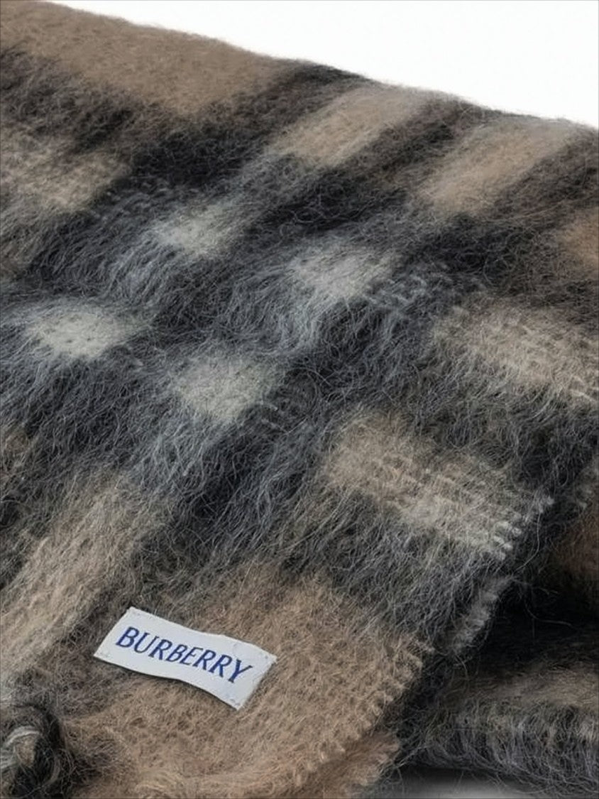 Burberry Fringed Beige Scarf With Classic Check Pattern