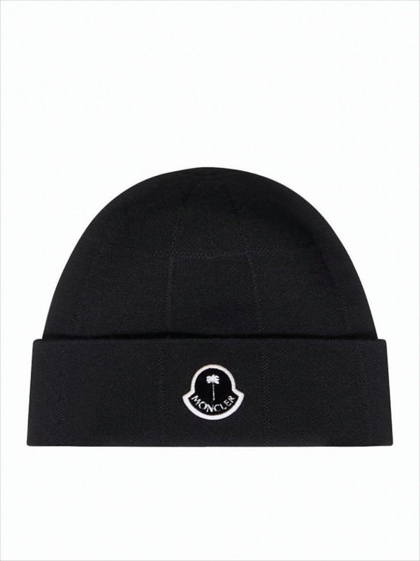 Moncler Classic Black Beanie With Logo Patch