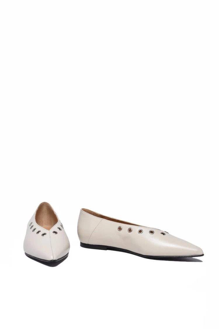 Toral Suede Pointed Ballerinas - White