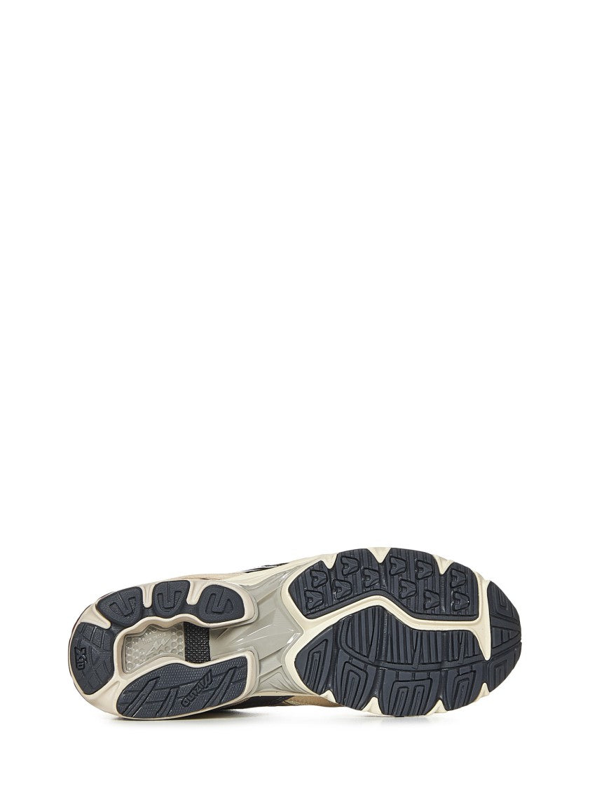 Mizuno Unisex Sneakers With Breathable Mesh