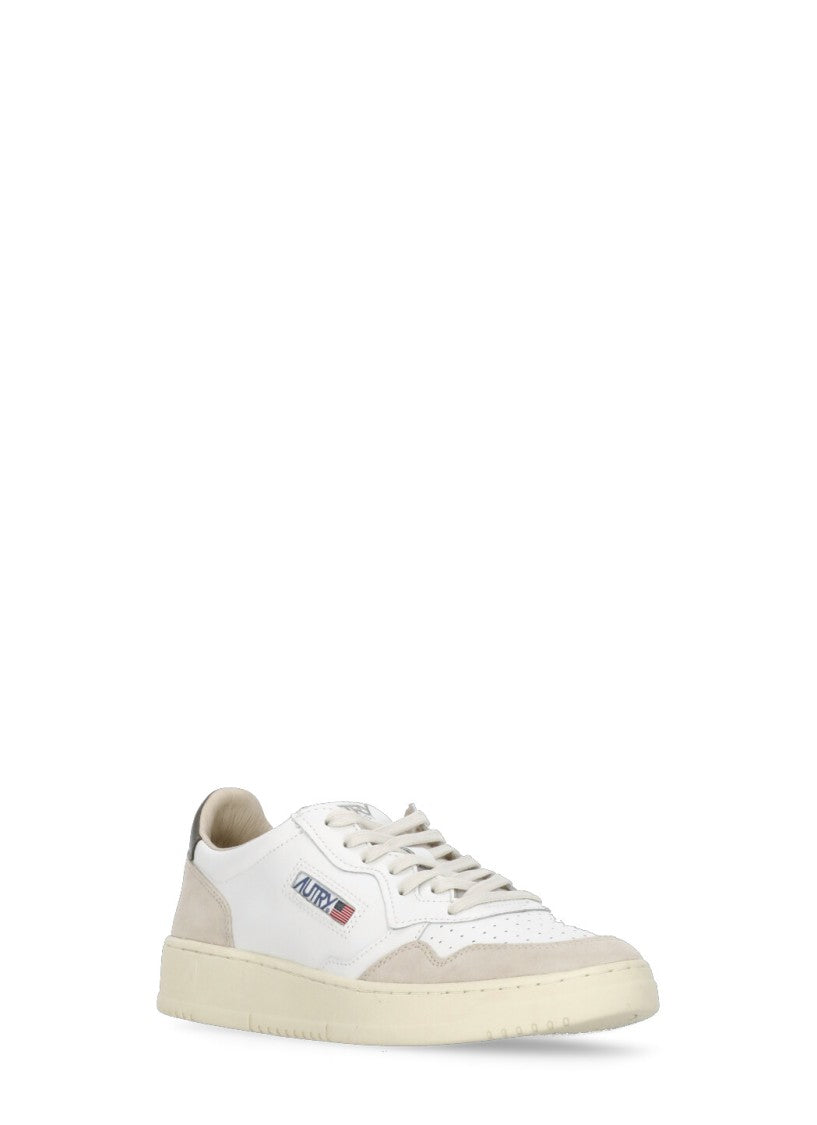Autry Medalist Low Sneakers