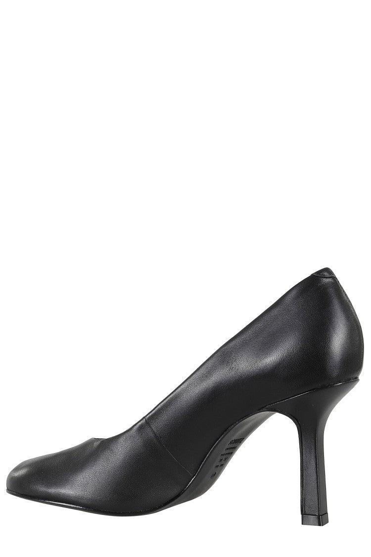 Schutz Rounded Toe Black Brigitte Pumps