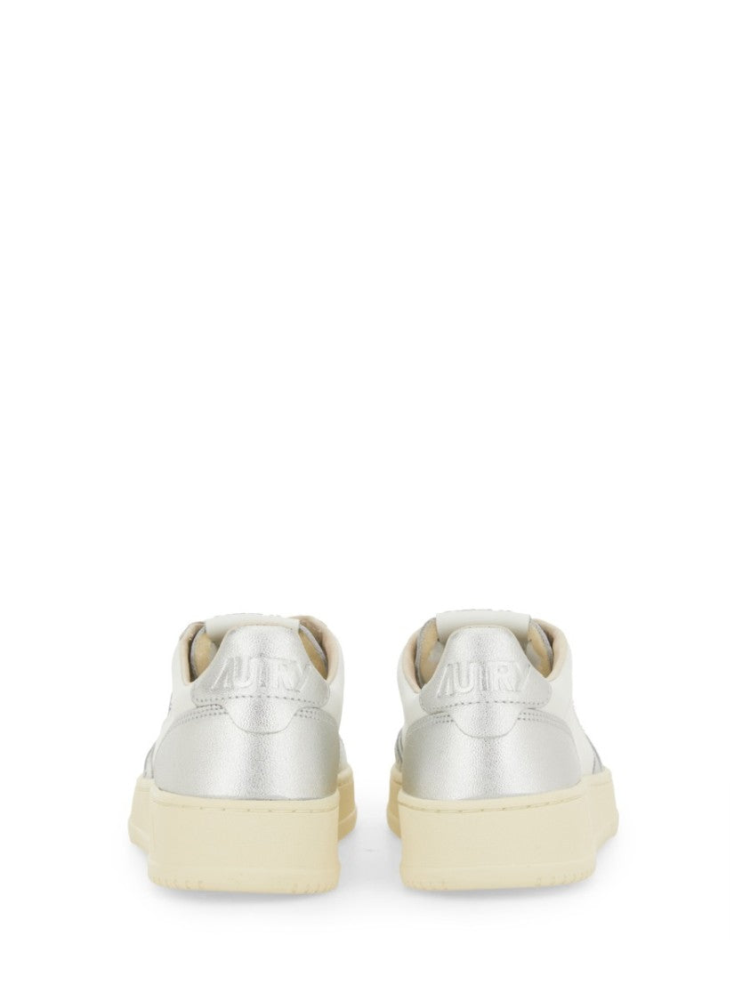 Autry Medalist Low Perforated Toe Leather Sneakers