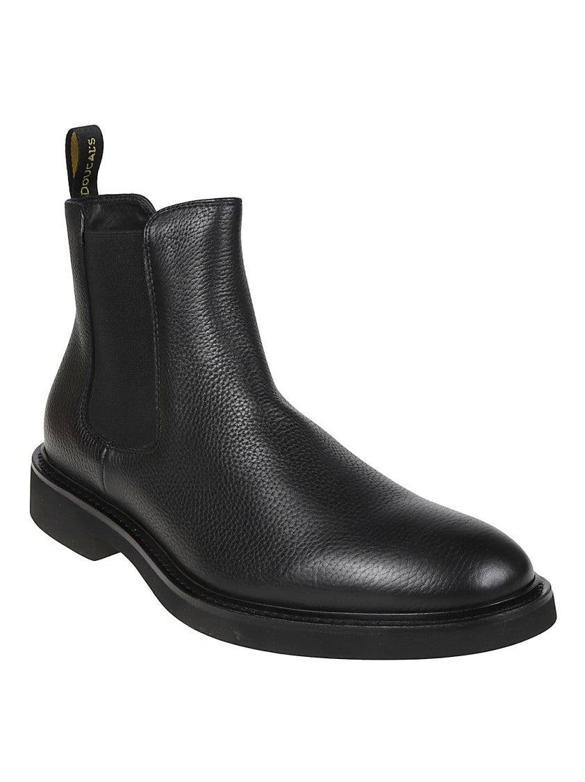 Doucal's Refined Black Beatles Calf Leather Ankle Boots