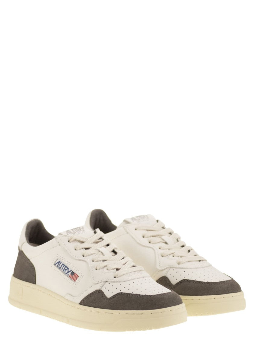 Autry Medalist Low - Leather And Suede Sneakers