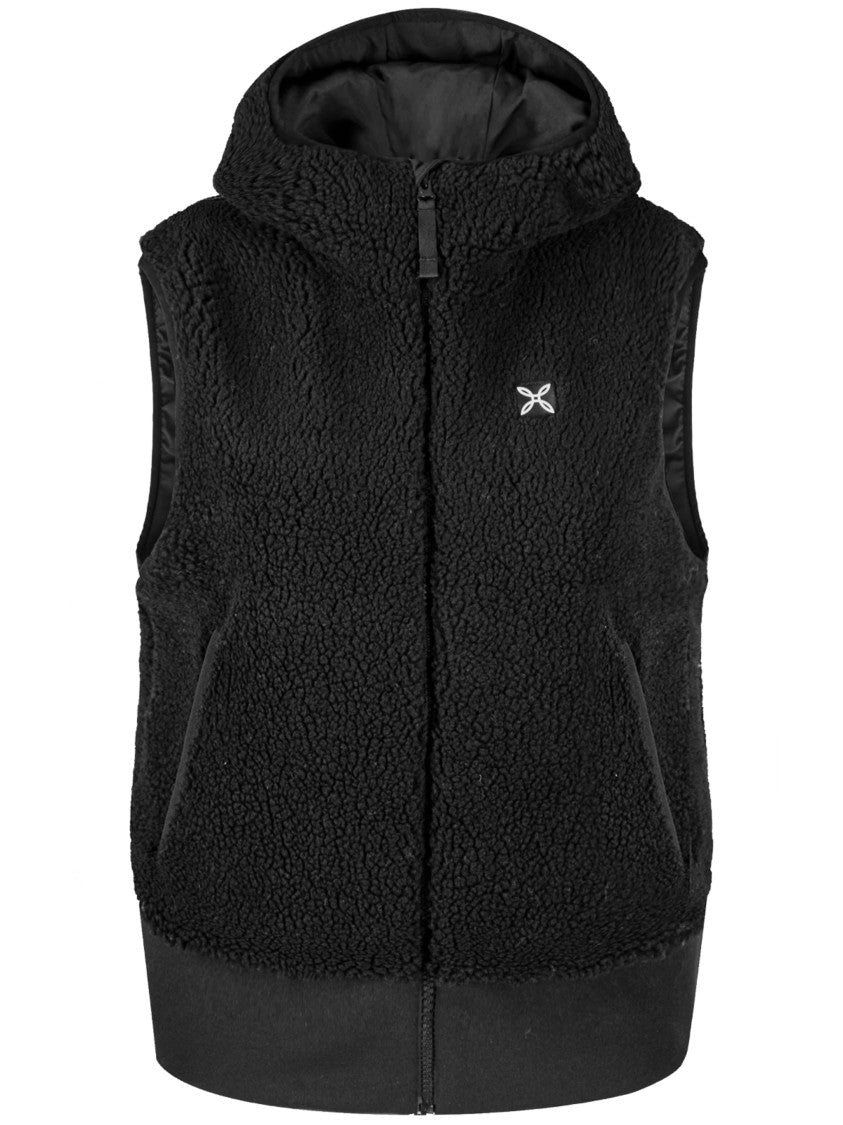 Montura Plush Textured Sherpa Vest With Hood And Zipper Closure