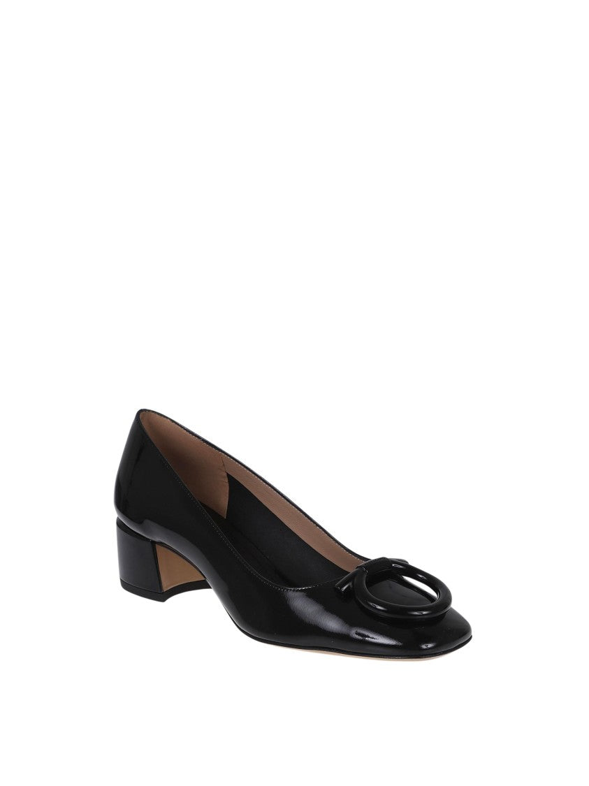 Ferragamo Mara 40 Pumps With Glossy Finish