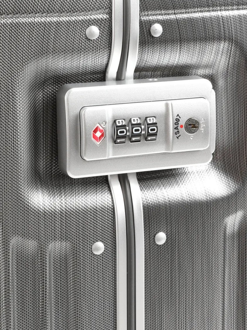 Piquadro Ultra Slim Four-Wheel Cabin Trolley