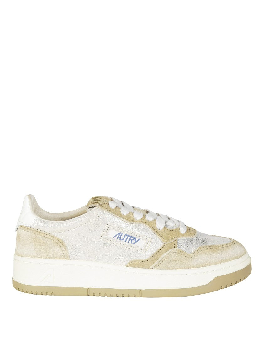 Autry Off-White Medalist Low Sneakers