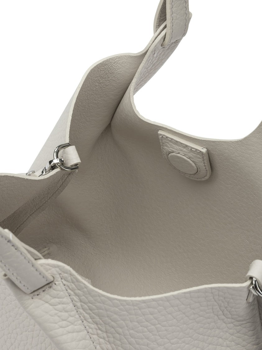 Gianni Chiarini Textured Leather Shoulder Bag With Spacious Design
