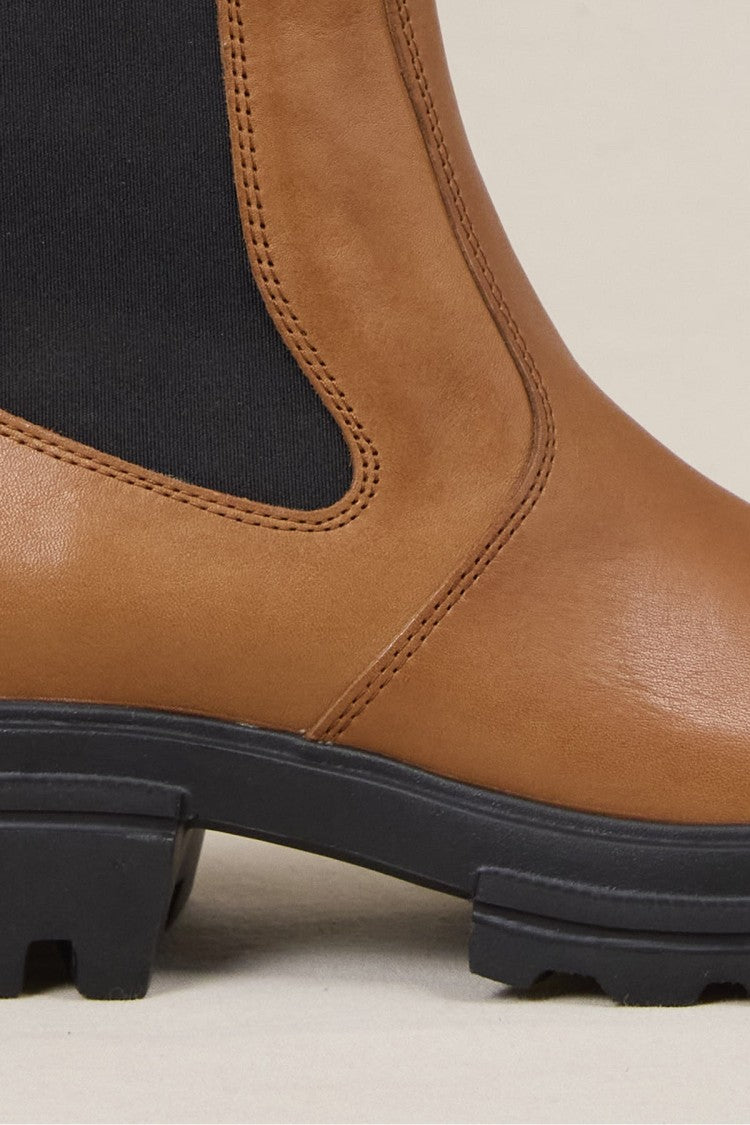 Hogan Brown Calfskin Ankle Boots