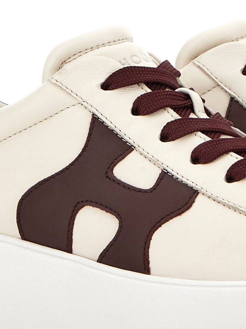Hogan Low-Top Ivory Sneakers With Suede Logo