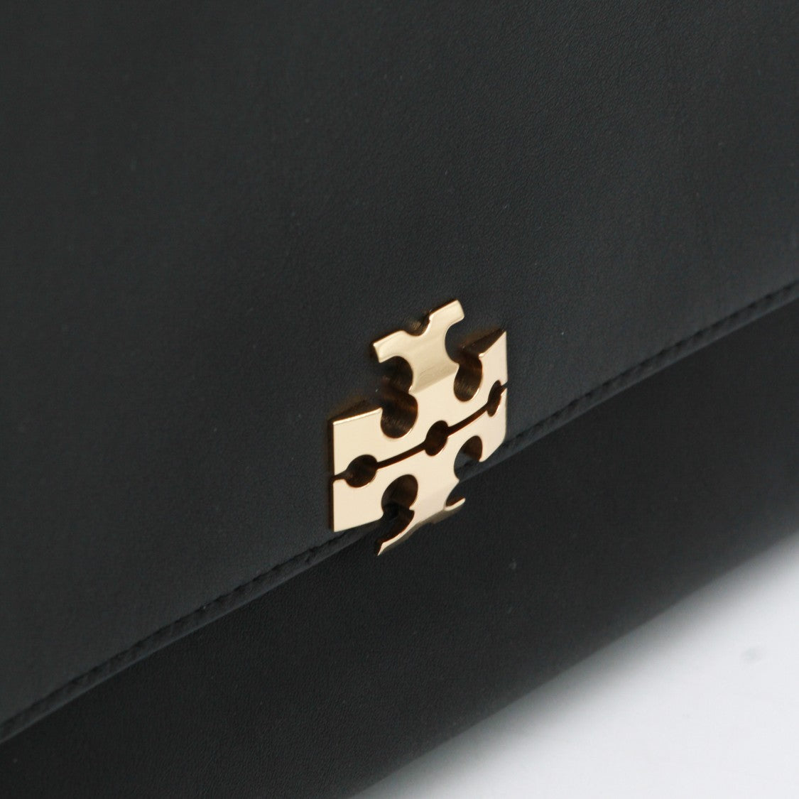 Tory Burch Structured Black Handbag With Flap Closure And Gold Emblem