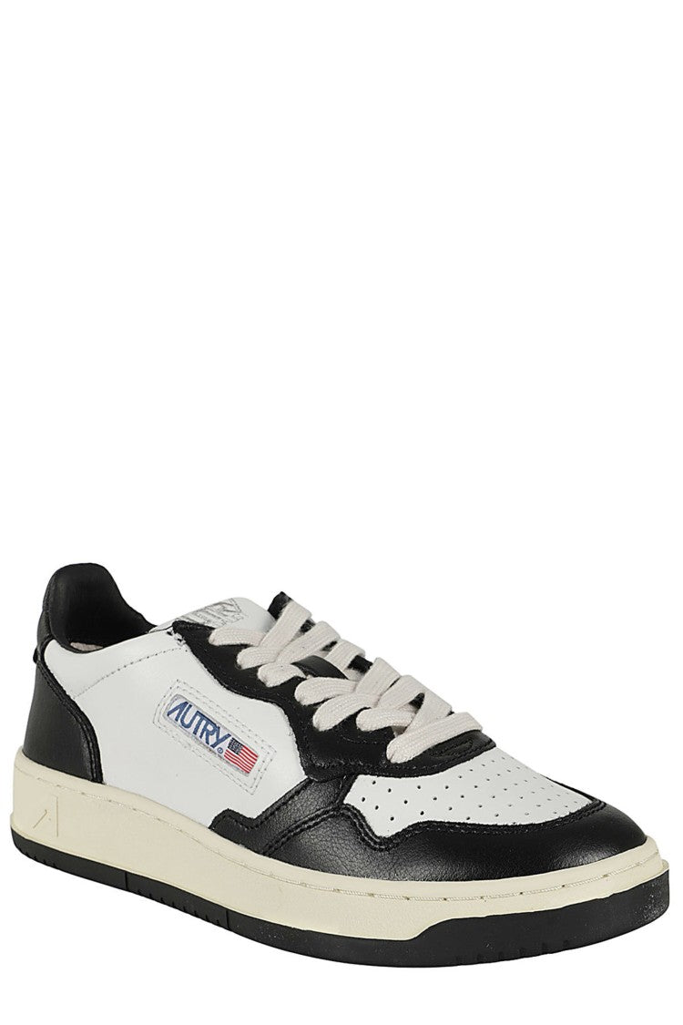 Autry Medalist Low Sneakers